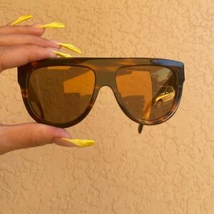 Classic Céline Shadow sunnies 🕶️